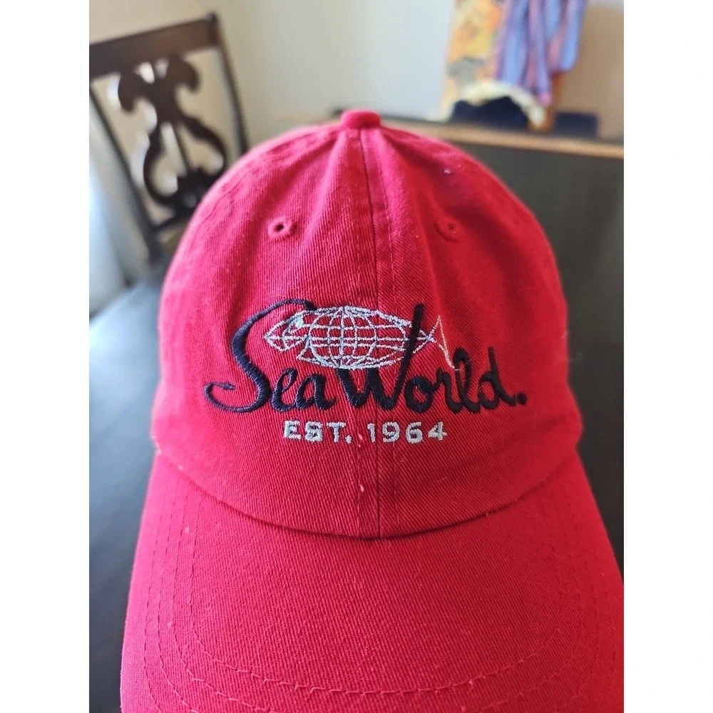 Sea World Red Vintage Est 1964 Old Logo‎ Youth Strap Back Hat